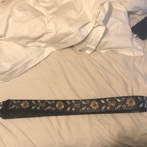 Rebecca Minkoff Accessories - Rebecca Minkoff embroidered bag strap